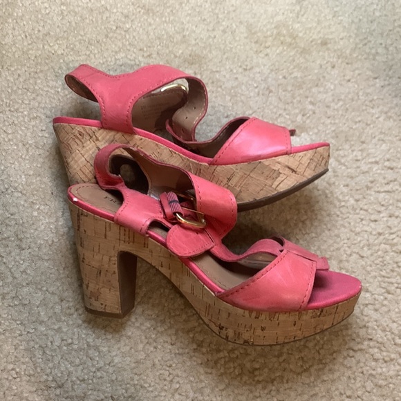 Franco Sarto. Size 7. Pink. - Picture 2 of 3